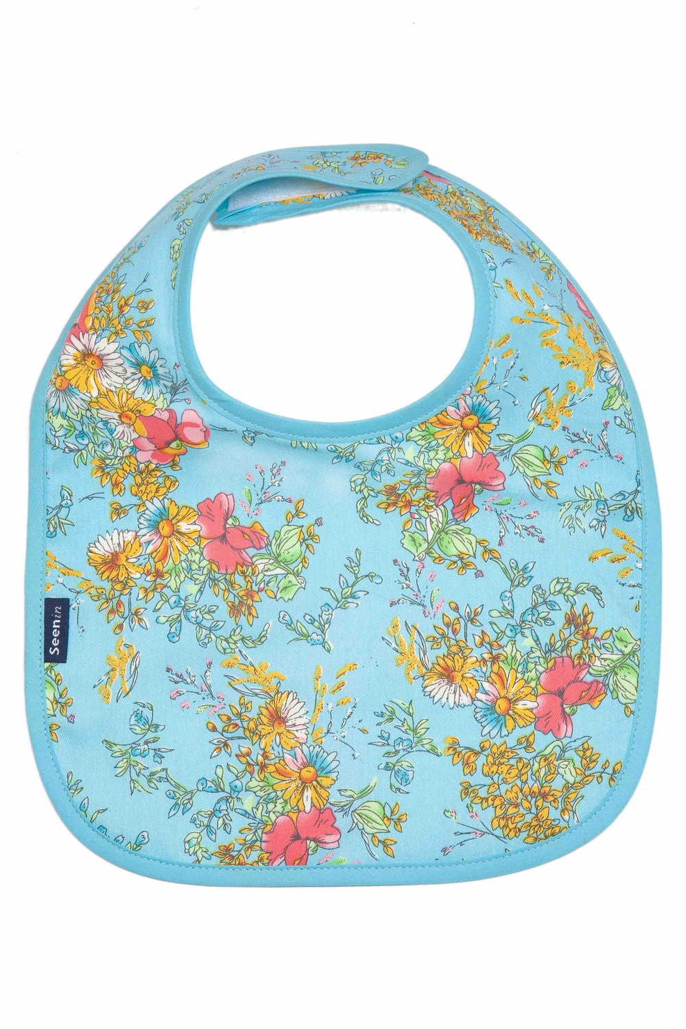 Bib with a flower patten in absorbent fabric