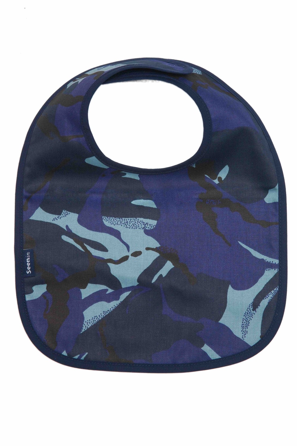 Bib with a camouflage patten in absorbent fabric